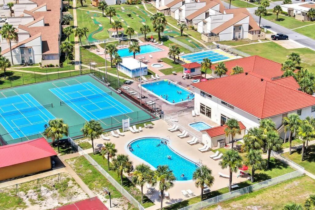 Lazy Palm 4 Pools Short Walk To Beach! Sleeps 5! Panama City Beach Εξωτερικό φωτογραφία